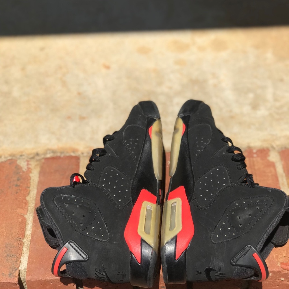 Air Jordan Retro 6 Black Infrared (2019)
Size 5.5Y / 7 Wmns - Picture 5 of 7